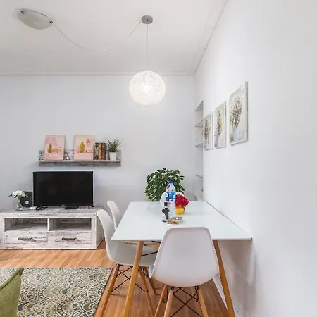 Cosy With Veranda In Gaia - 1e * Vila Nova de Gaia