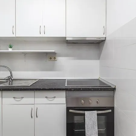 Cosy With Veranda In Gaia - 1e