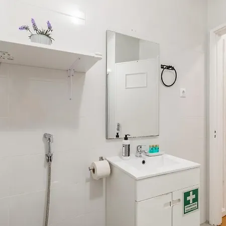 Cosy With Veranda In Gaia - 1e * Vila Nova de Gaia