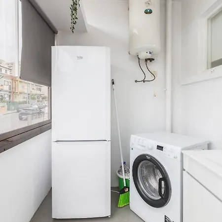 Cosy With Veranda In Gaia - 1e * Vila Nova de Gaia