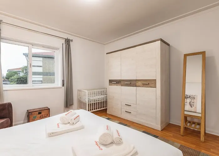 Cosy With Veranda In Gaia - 1e * Vila Nova de Gaia