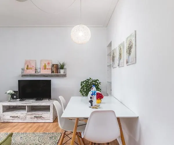 Cosy With Veranda In Gaia - 1e * Vila Nova de Gaia